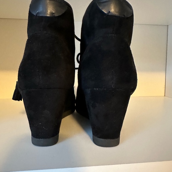 Black suede wedge lace up booties - Picture 3 of 6